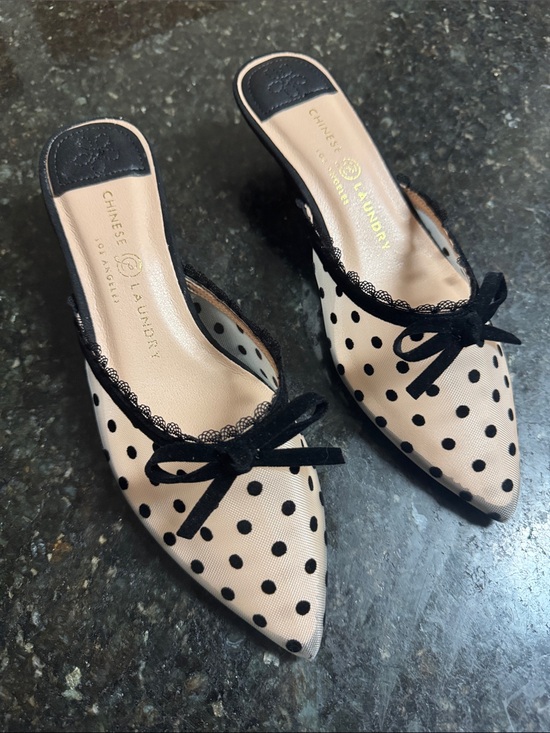 Chinese Laundry Shoes - NEW Chinese Laundry Beige Polka Dot Pointed Mules with Black Trim